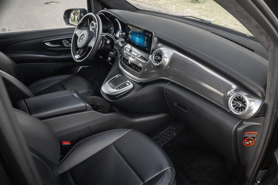 Аренда Mercedes V250 4Matic в Сочи
