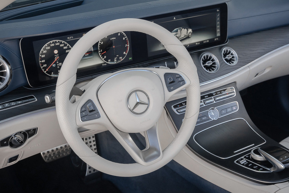 Аренда Mercedes E400 4matic Cabrio в Сочи