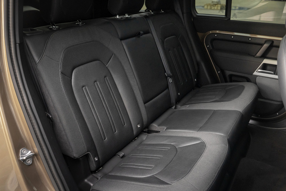 Аренда Land Rover Defender в Сочи