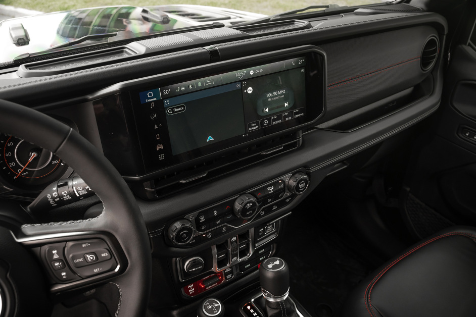 Аренда Jeep Wrangler Rubicon X в Сочи