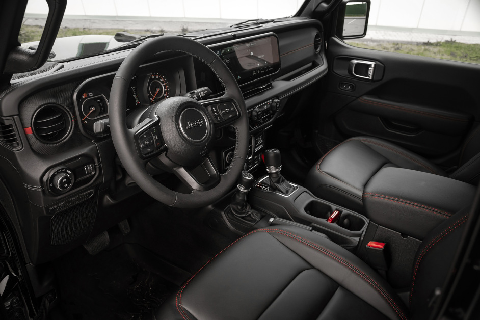 Аренда Jeep Wrangler Rubicon X в Сочи