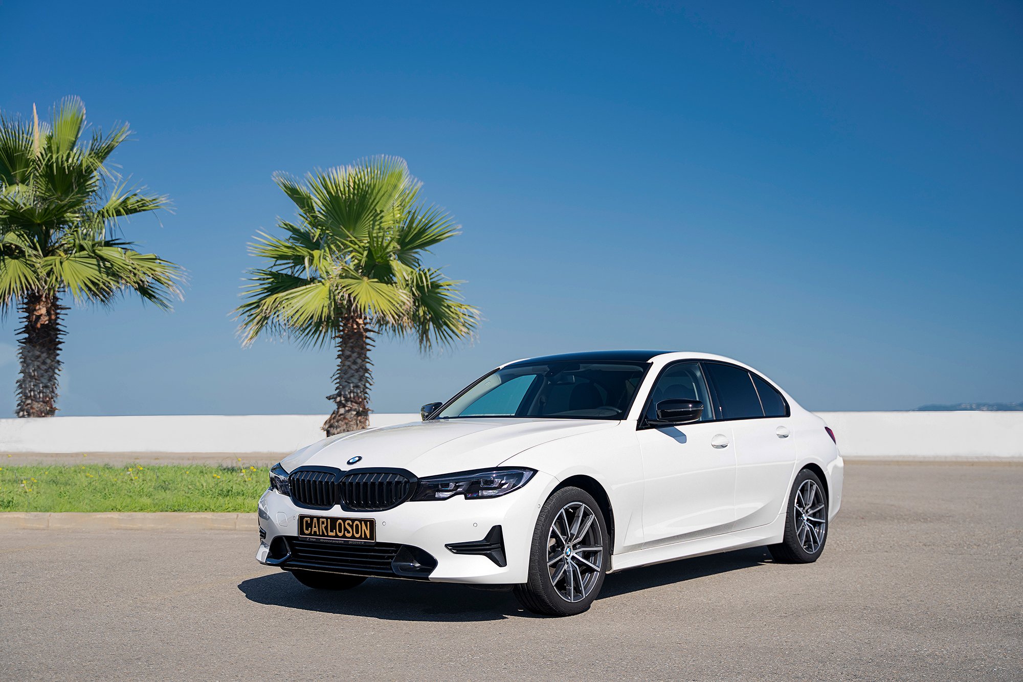 BMW 320i