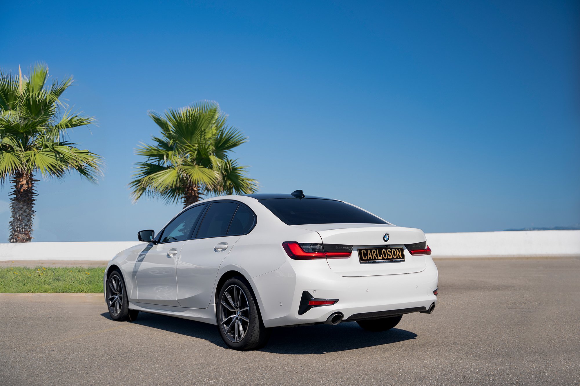 BMW 320i